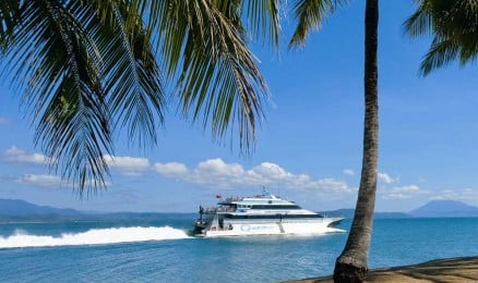 Quicksilver VIII leaving Port Douglas on the reef